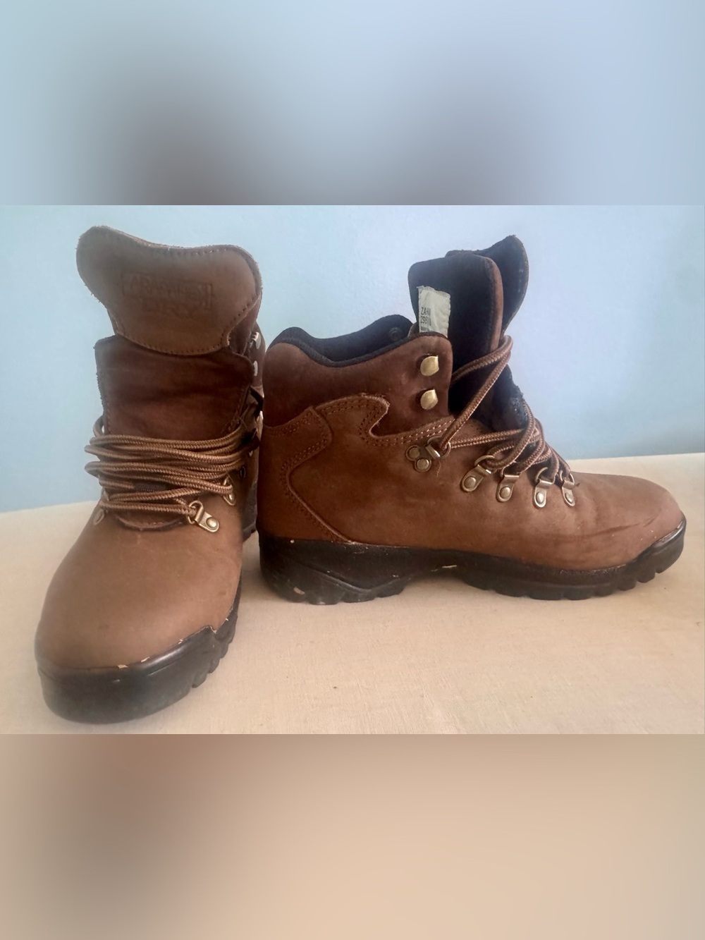 Arapaho Dry Genuine Leather Hiking Boots 7.5
